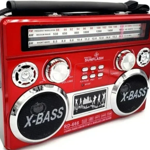 Red Portable Retro AM/FM/SW 3-Band Radio With Bluetooth & Flash Light Boombox